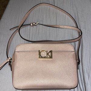 Calvin Klein Crossbody